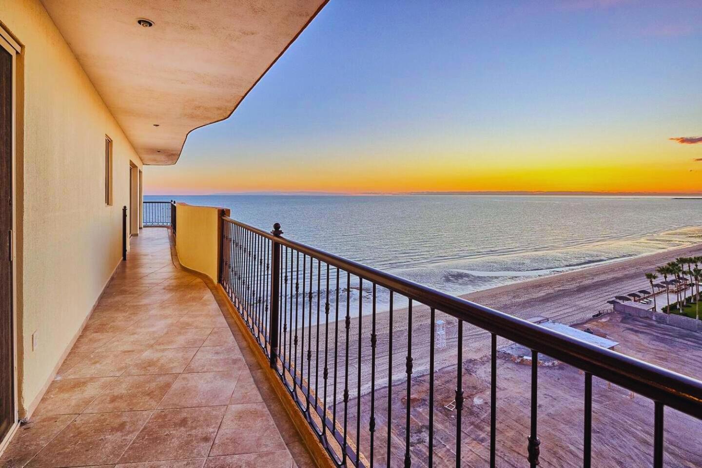 Sonoran Sky Aparthotel Puerto Peñasco Exteriör bild